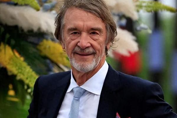 曼联的新股东是什么人物？