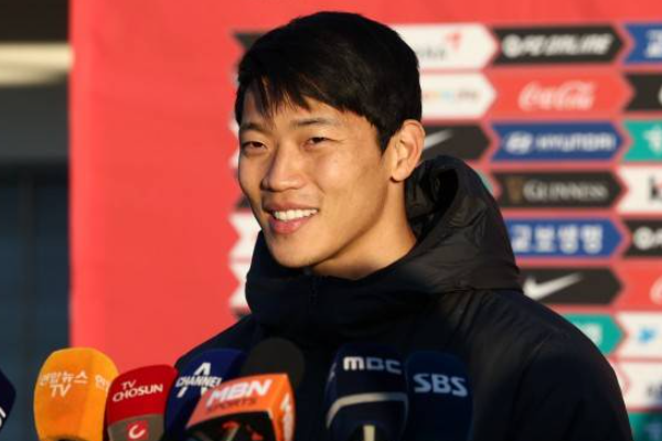 黄喜灿憧憬韩国国家队集结：期待与孙兴慜携手在世预赛中绽放光彩！