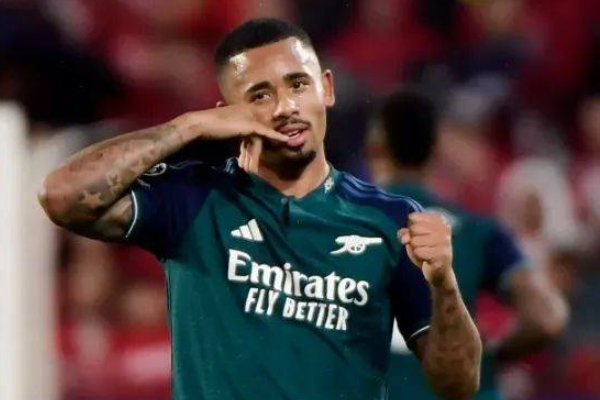 伤愈之路漫长!巴西队医透露热苏斯复出遥遥无期