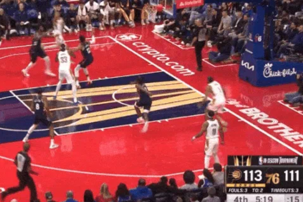 哈利伯顿疯狂表现：33+15+7！步行者132-126逆袭战胜76人