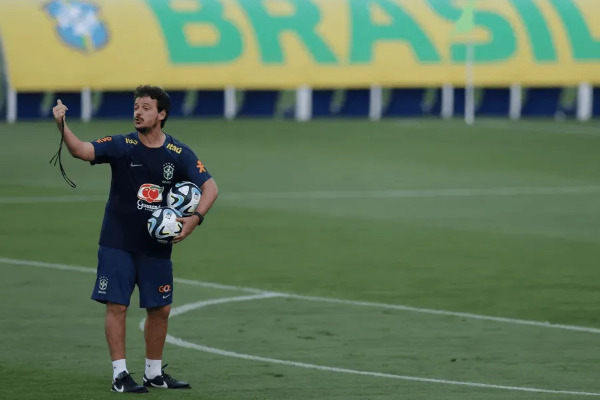 巴西代理主帅迪尼兹表示：内马尔的职责有多人可胜任