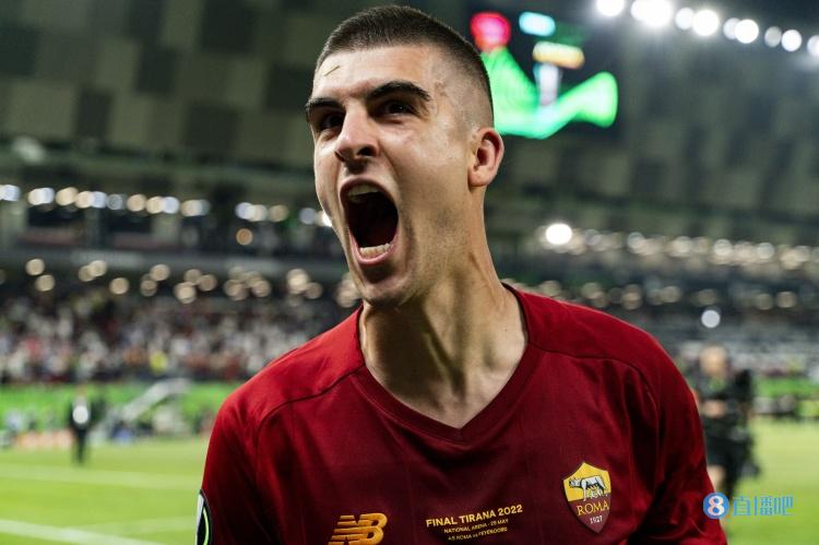 罗马巧妙定位球破门：51天后捡回得分法宝！