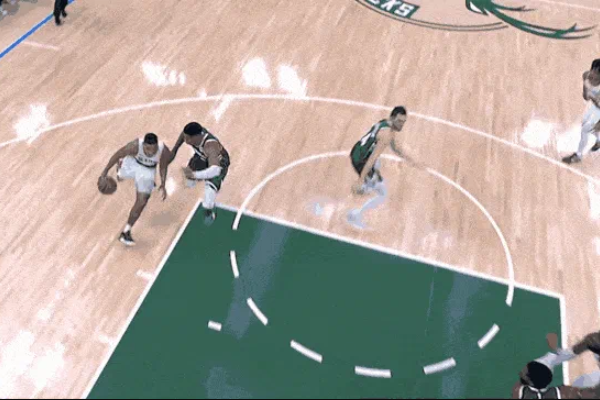 雄鹿成功挑战判罚逆袭险胜开拓者