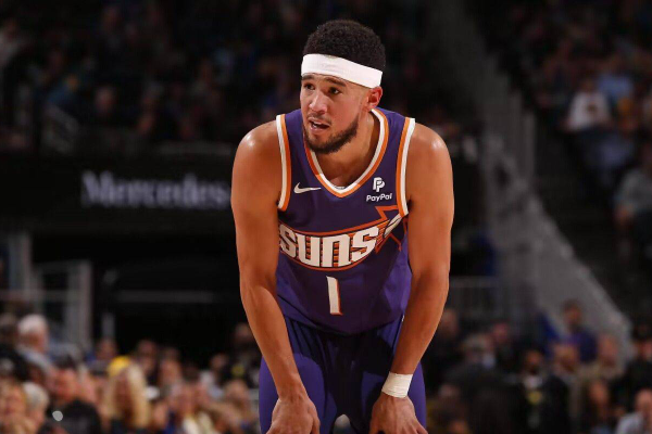 布克绝杀引领太阳117-116险胜尼克斯