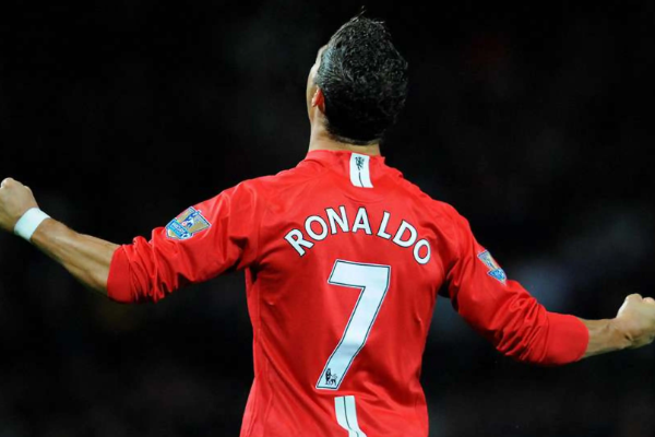 C罗在利雅得的球衣号码是几号？