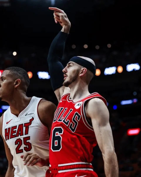 公牛核心卡鲁索伤情不明对阵热火比赛或将受到影响