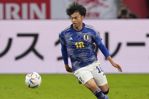 三笘薰什么时候入选的国家队？