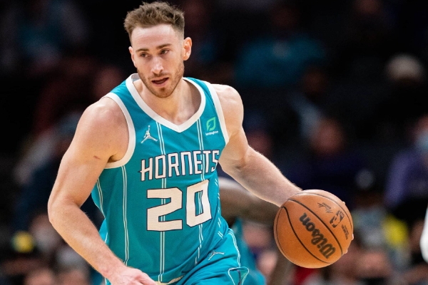 黄蜂核心海沃德遭遇左小腿拉伤将在两周后接受重新评估