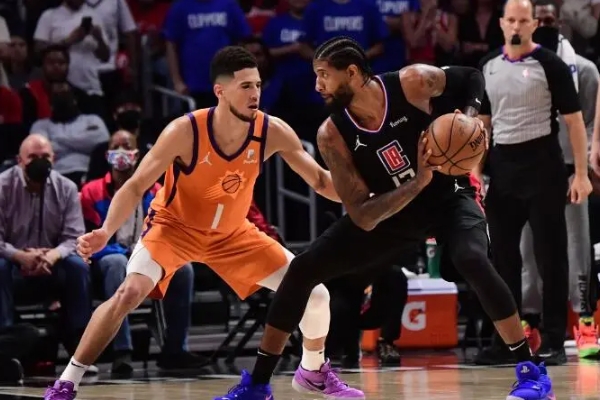 布克回应与乔治言语冲突：问题仍未解决