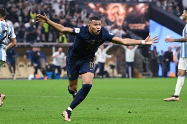 姆巴佩身价在卡塔尔世界杯后上涨了多少？