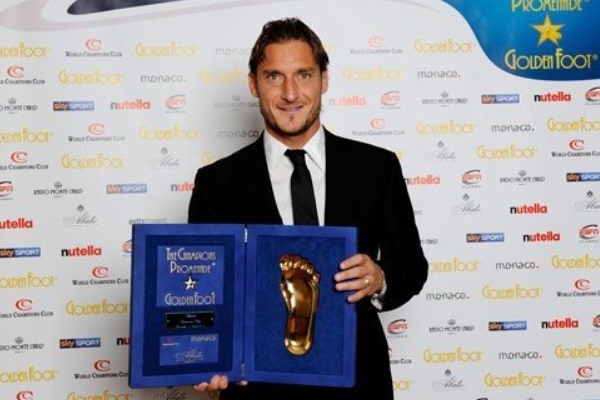 金足奖是什么奖项？