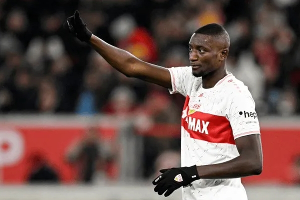 切尔西目光聚焦吉拉西、希门尼斯、塞斯科等前锋