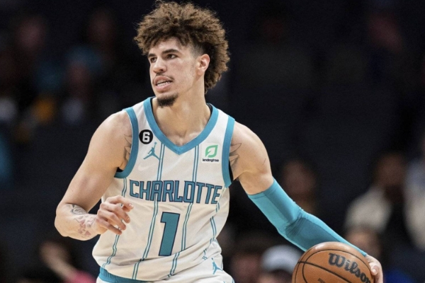 黄蜂王牌鲍尔或战马刺状态未卜成谜