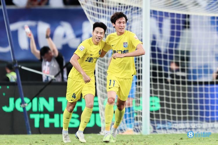 津门虎官宣续约国内中锋谢维军