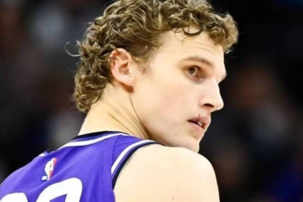 新赛季首战揭幕：爵士对阵雷霆首发阵容曝光