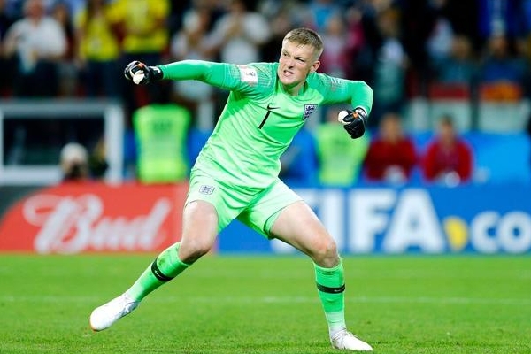 尼克·波普是哪个国家的守门员？