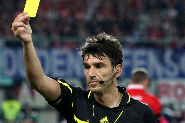 足球裁判是如何进行分级认证和管理的？