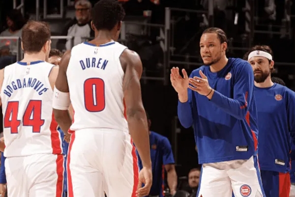 活塞主场120-104大胜雷霆