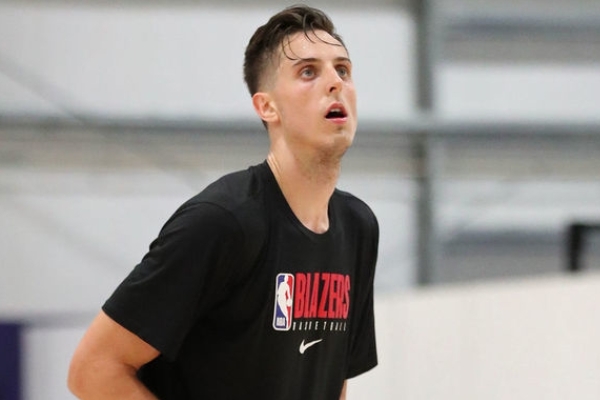 马刺科林斯是第几轮几号秀？