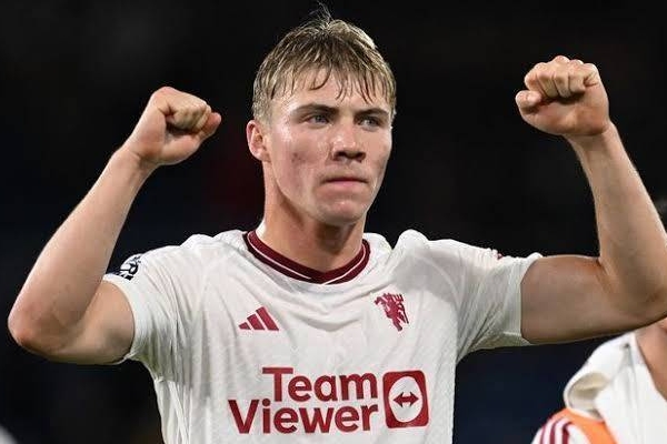 曼联绝杀狼队霍伊伦：希望能有转折点力争一切胜利！