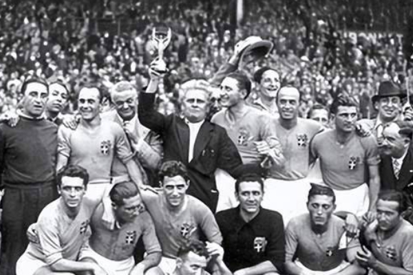 第一届世界杯在哪里举办的？