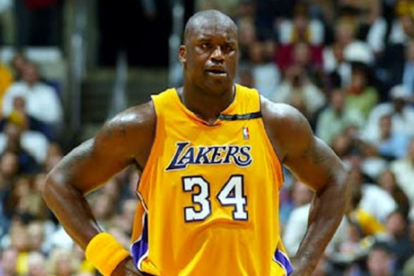 奥尼尔什么时候退役的?