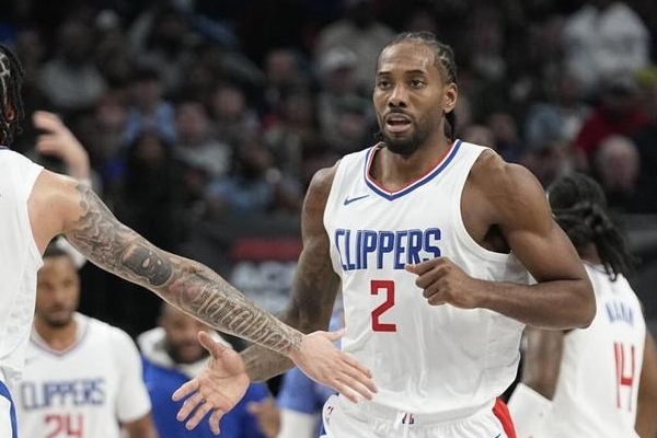 卡梅伦-托马斯狂攻33分助篮网大胜76人