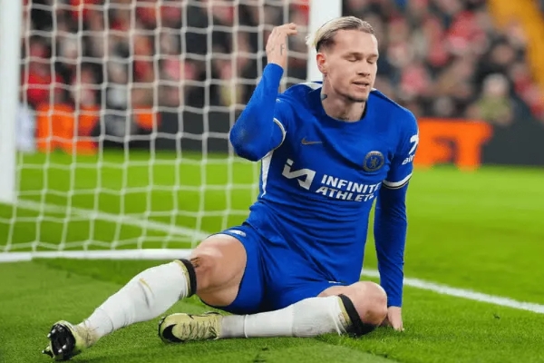 波切蒂诺批评穆德里克并警告：适应球队需要时间