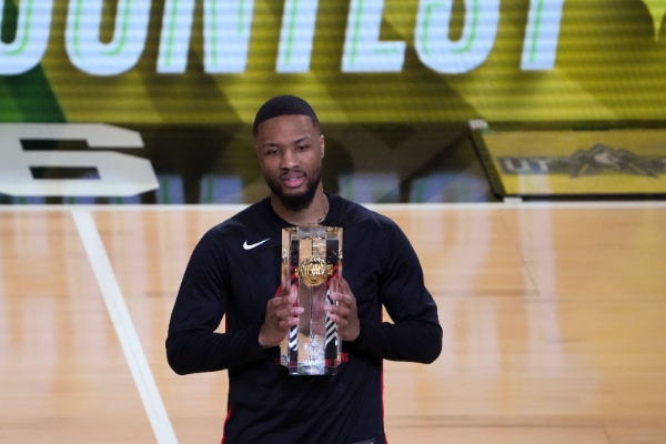 利拉德获得过NBA全明星三分大赛冠军吗？