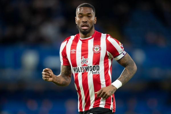 切尔西和阿森纳角逐顶级锋霸托尼