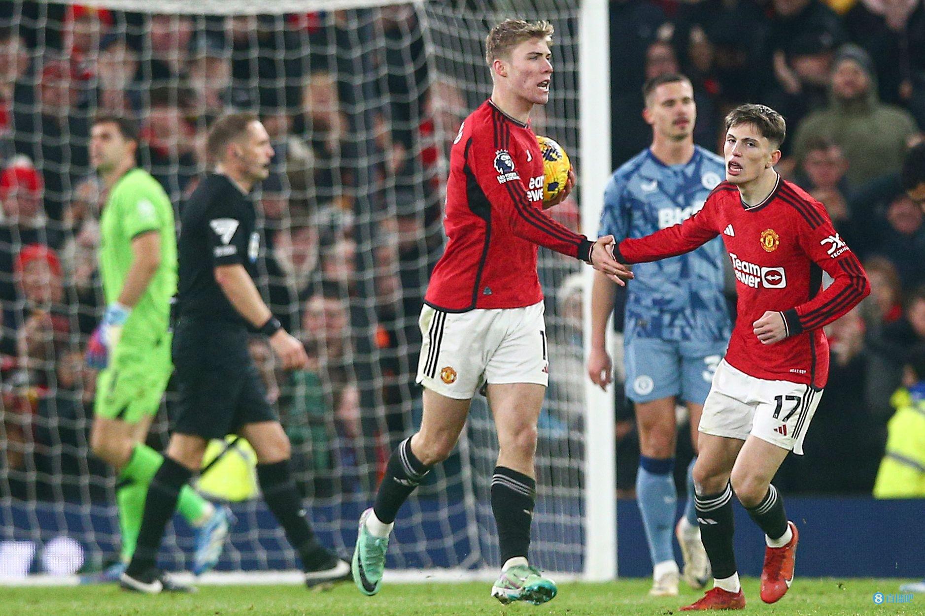 曼联球员霍伊伦、拉什福德和加纳乔携手出战