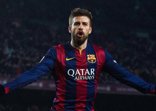 皮克在曼联夺过双冠吗？