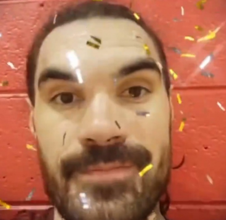 火箭球员亚当斯训练状态良好预计下赛季复出