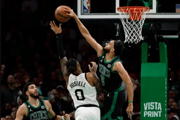 凯尔特人后卫怀特本赛季盖帽数全场最高