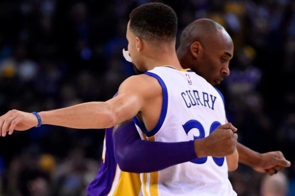 库里和科比谁的历史地位更高？