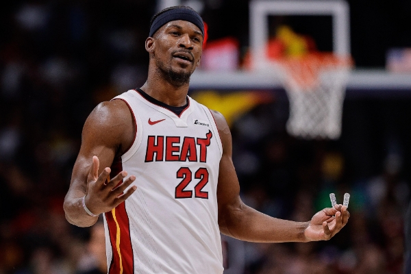 掘金反击热火但巴特勒未能闪耀