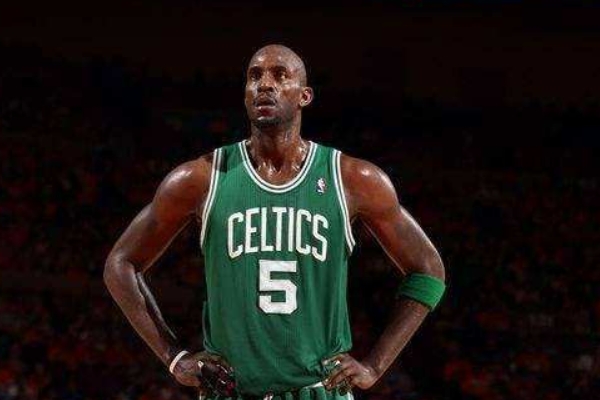 加内特算得上超巨吗？