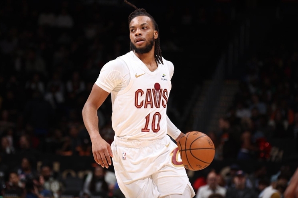 加兰表现出色助骑士激战逆转步行者