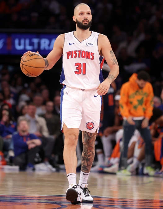 富尼耶替补出战活塞不敌凯尔特人