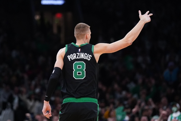 波尔津吉斯高效砍分助凯尔特人轻松击败活塞