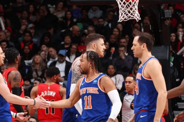 尼克斯以145-101大胜猛龙创下44年来最大分差纪录