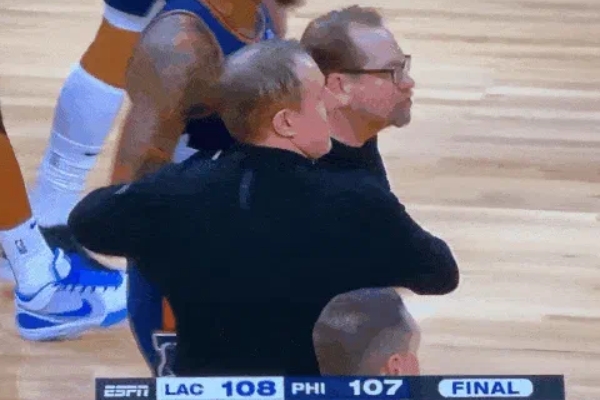 快船108-107险胜76人后乌布雷怒怼裁判