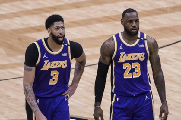 湖人队的核心球员是谁?