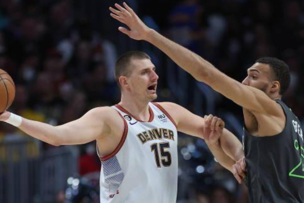 尼古拉-约基奇狂飙32分但掘金遗憾败给森林狼