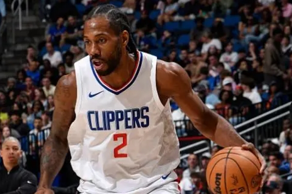 伦纳德绝杀神奇助快船客场惊险胜魔术