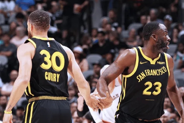 勇士继续四连胜西部排名暂居第10