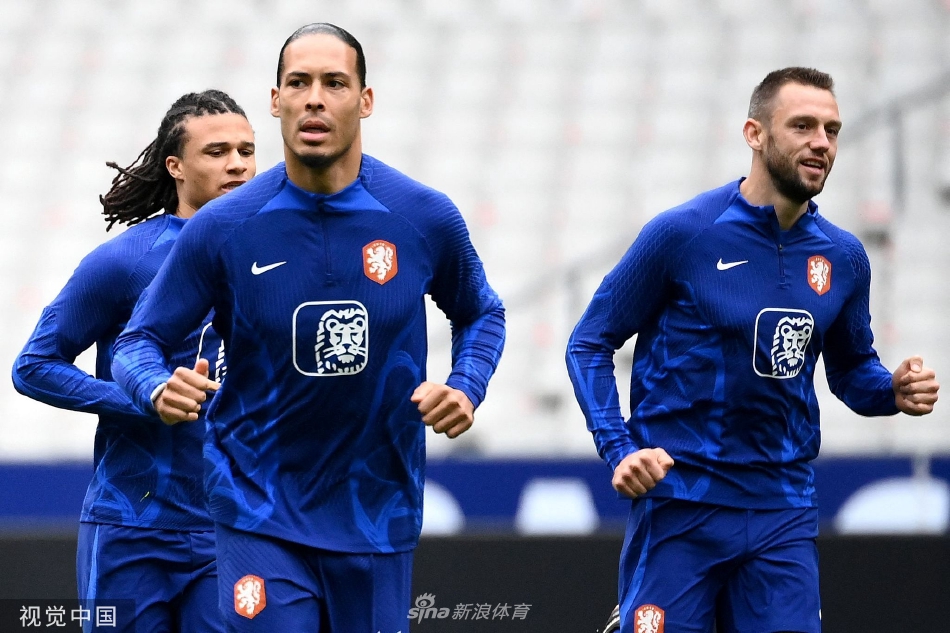 荷兰队备战欧洲杯预选赛(荷兰队备战欧洲杯预选赛视频)