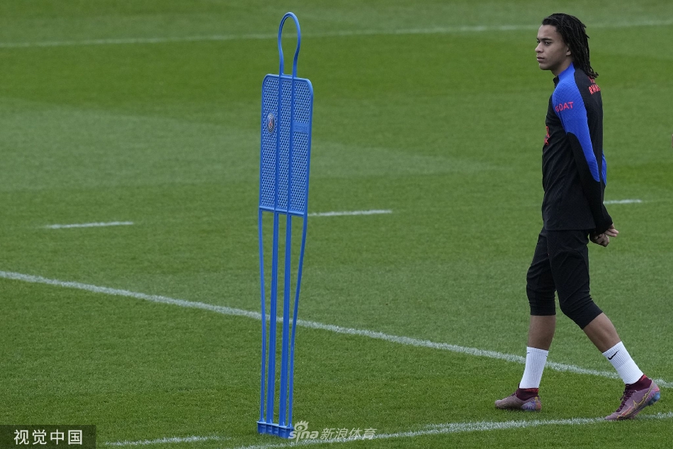 [法国杯]大巴黎备战 姆巴佩弟弟现身训练（大巴黎姆巴佩续约）