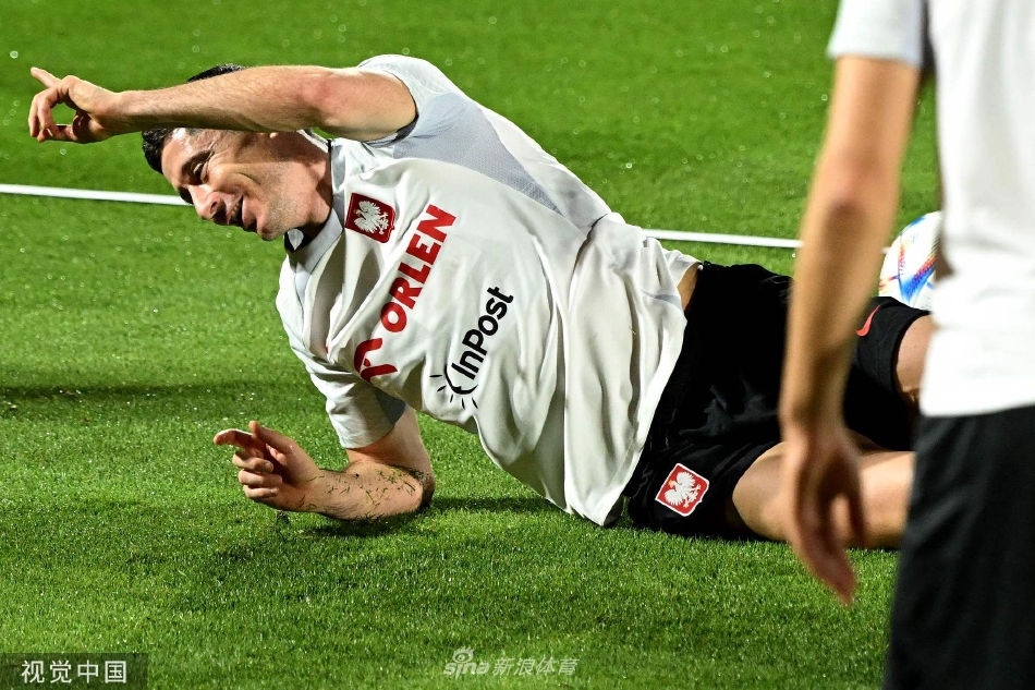 [世界杯]波兰队备战 莱万心情大好（波兰国家队莱万）