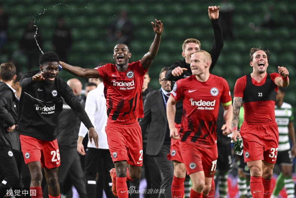 [欧冠]葡萄牙体育1-2法兰克福 镰田大地点球破门（法兰克福葡萄牙前锋）